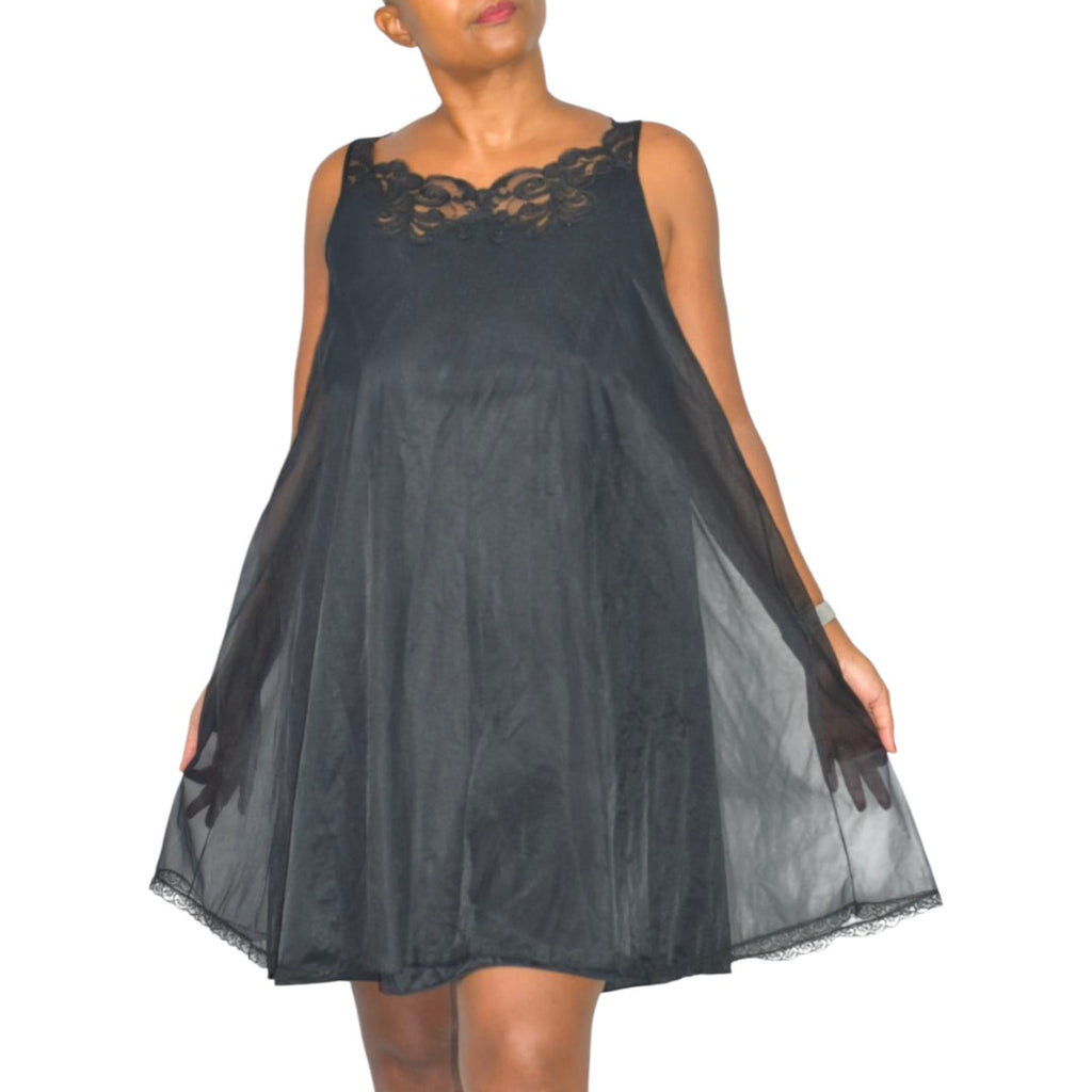 Vintage Babydoll Nightie Black Nylon Vanity Fair Gown Shortie Sheer Lace Small