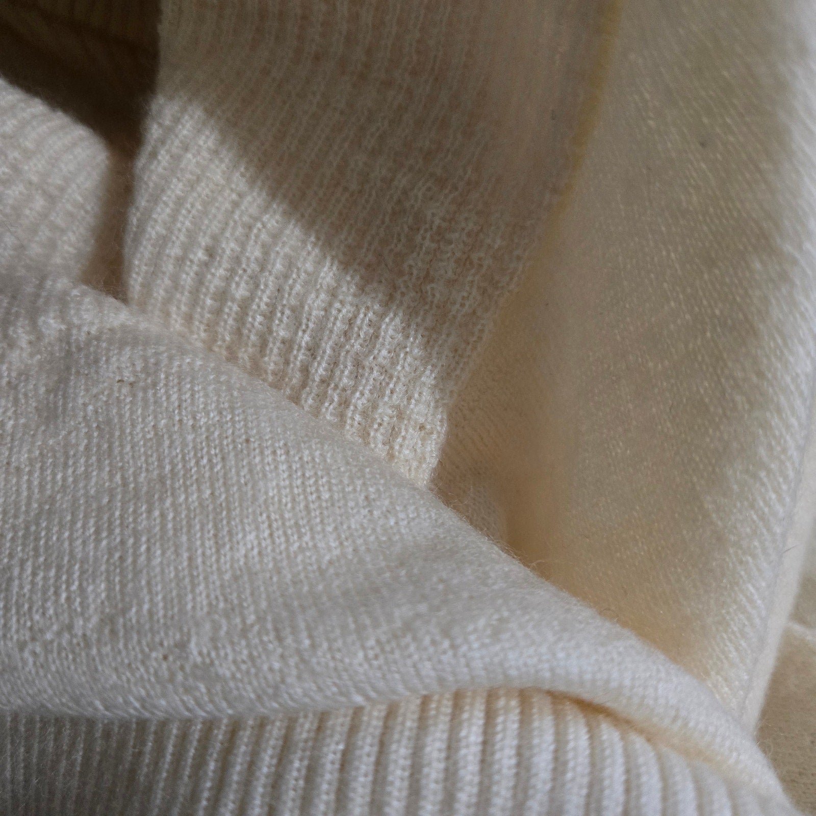 Frenken Rock Knit Top Off White Beige Wool Batwing Drop Sleeve Ribbed Crew Neck Medium