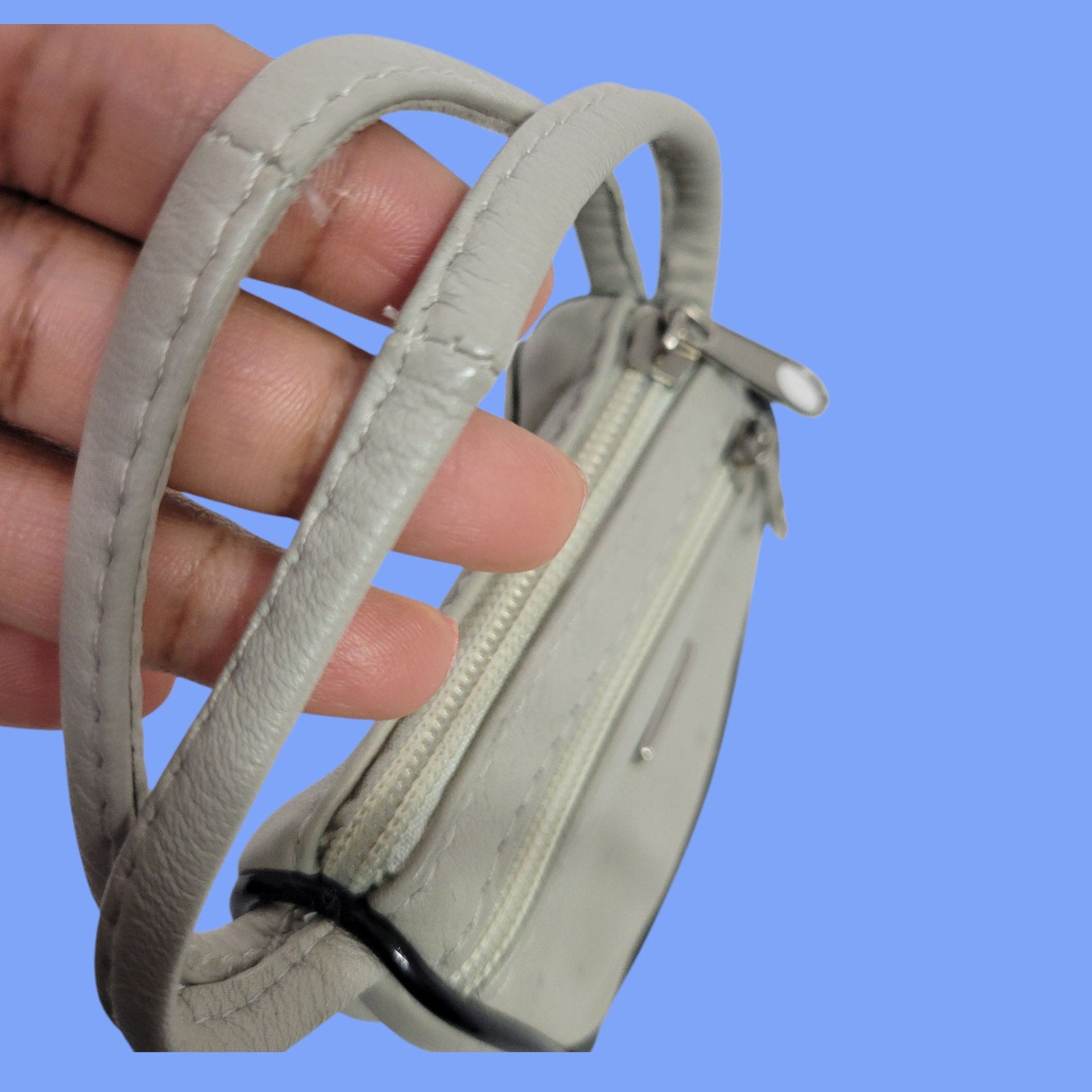 Vintage Studio Tiny Leather Bag Taupe Beige Coin Purse Pouch Change Handles Mini Satchel
