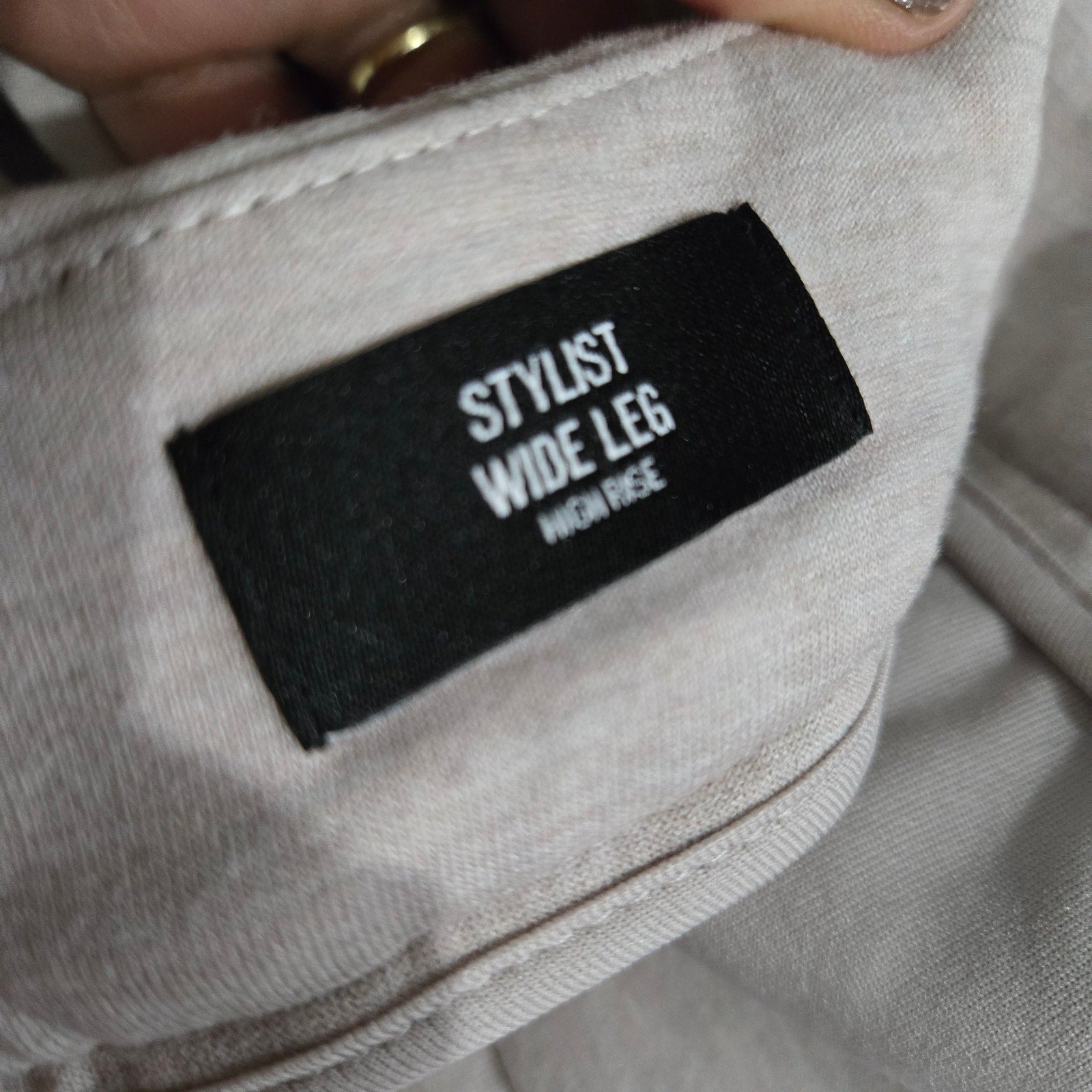 Express Stylist High Rise Pleated Wide Leg Trousers Beige Heather Knit Cuffed Pants 2 Long 2L