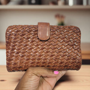 Vilenca Holland Wallet Brown Cognac Leather Woven Soft Pocket Slots Basketweave Billfold Bifold