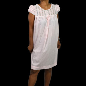 Vintage Komar Prairie Nightgown Pink Pale Pastel Country Farm Lace Cotton Embroidery Medium