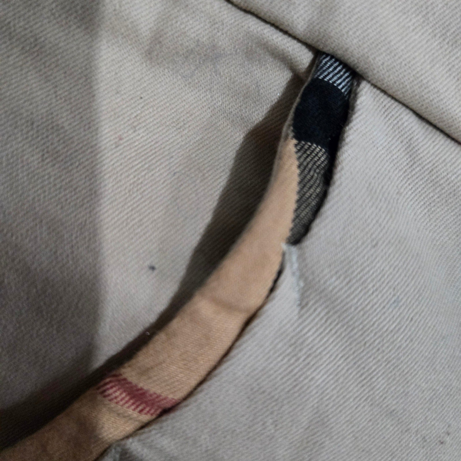 Burberry Khaki Pants Tan Nova Check Chino Cuff Tapered Ankle Cropped Low Rise 26