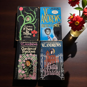VC Andrews Dollanganger Series Paperback 4 Books Saga Keyhole Thorns Paradise Flower Shadows Vintage Pocket Books 80s Gothic