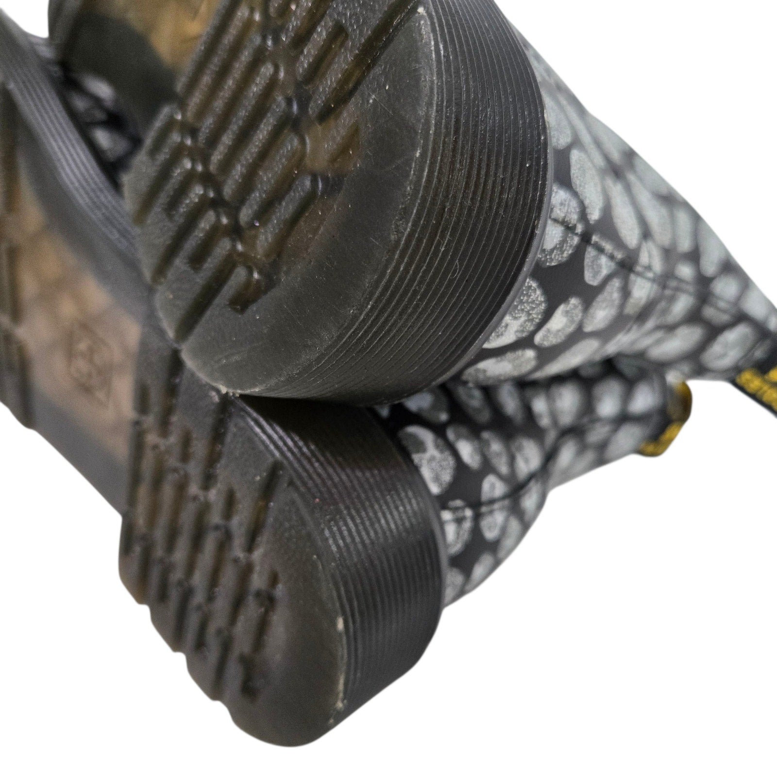 Dr Martens Junior Leopard Hydro Combat Boots Black Skulls Metallic Leather Ankle Girls 4