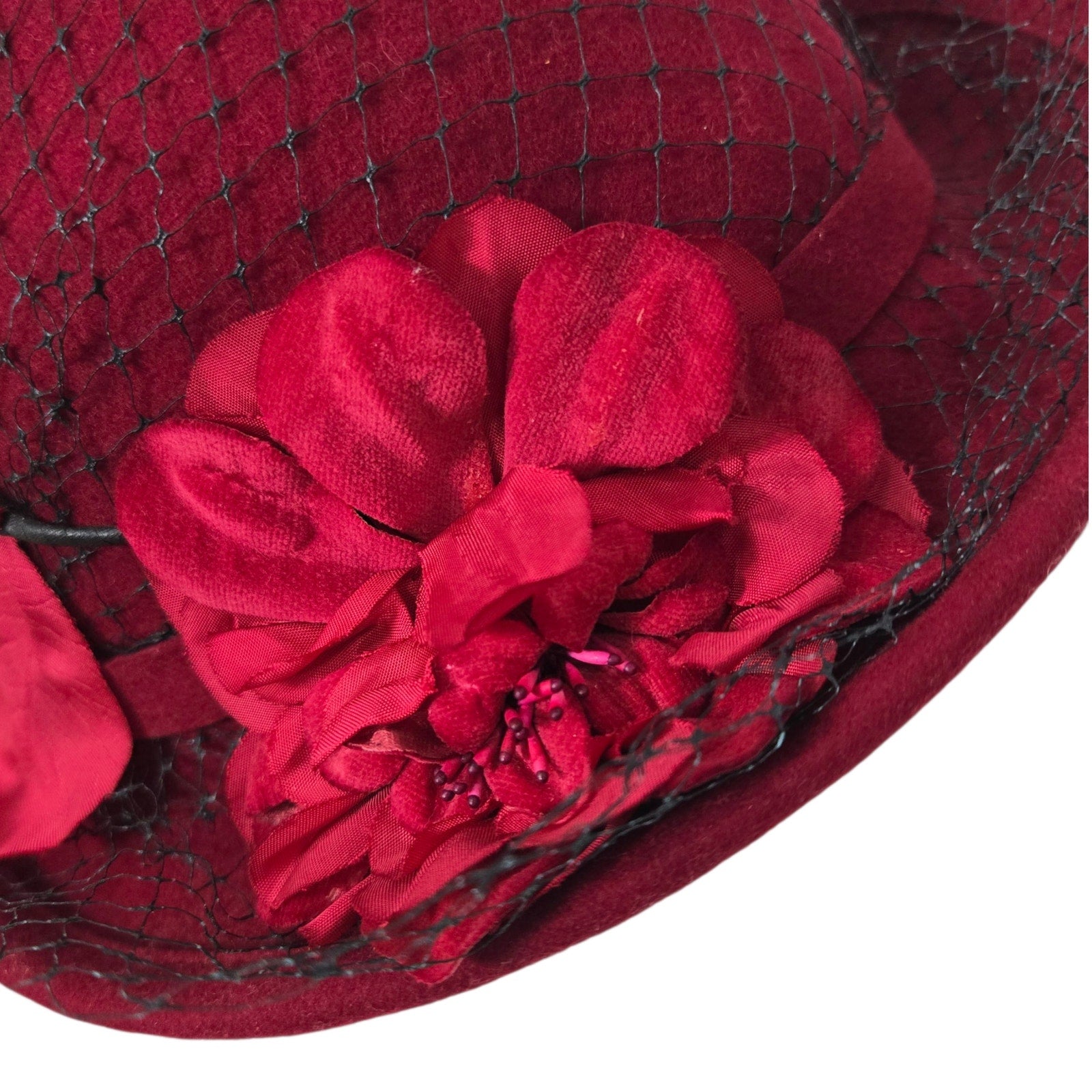 Vintage Betmar Cloche Hat Red Felt Wool Brim Winter Dressy USA Veil Flowers 40s 50s Style Fascinator Small