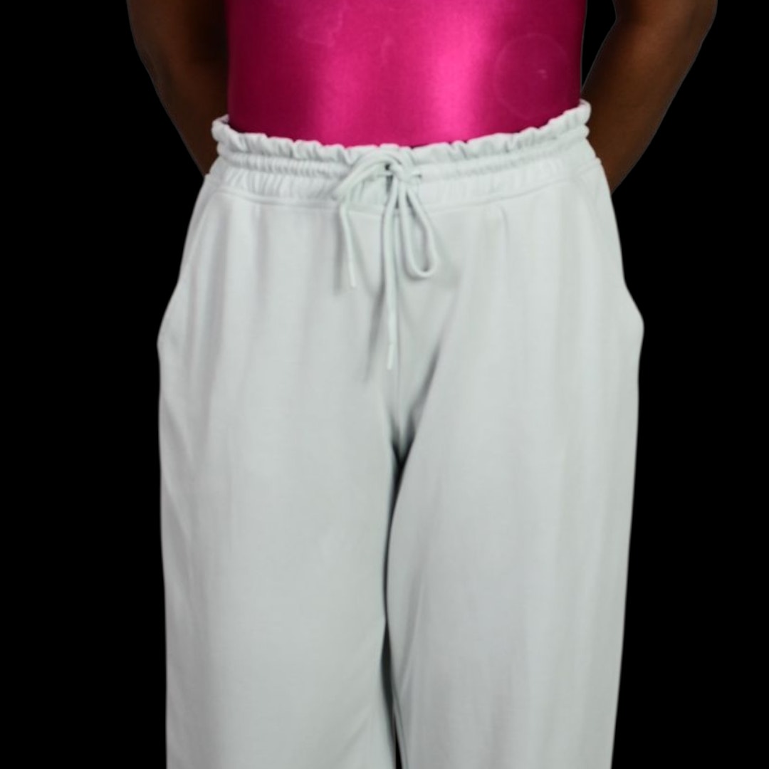 Athleta Seasoft Straight Pant Blue Pastel  Mid Rise Tencel Modal Athletic Pull On Drawstring Medium