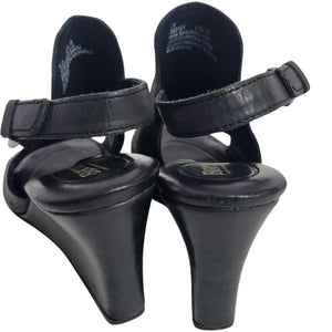Born Bevi Wedge Heels Black Open Toe Leather Slingback Comfort Cushioned Buckle 7