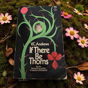 VC Andrews Dollanganger Series Paperback 4 Books Saga Keyhole Thorns Paradise Flower Shadows Vintage Pocket Books 80s Gothic