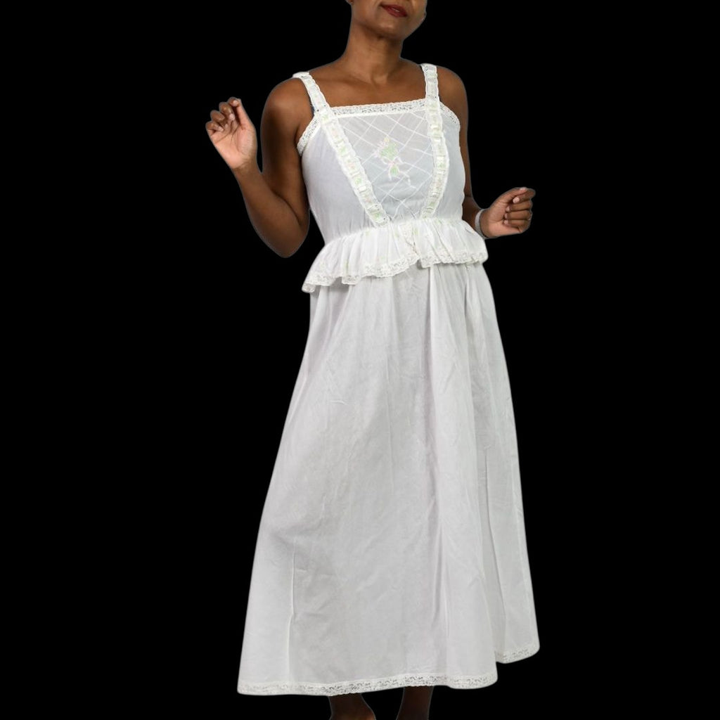 Vintage Cotton Night Dress White Embroidery Nightgown Victorian Prairie Country Nightie Medium