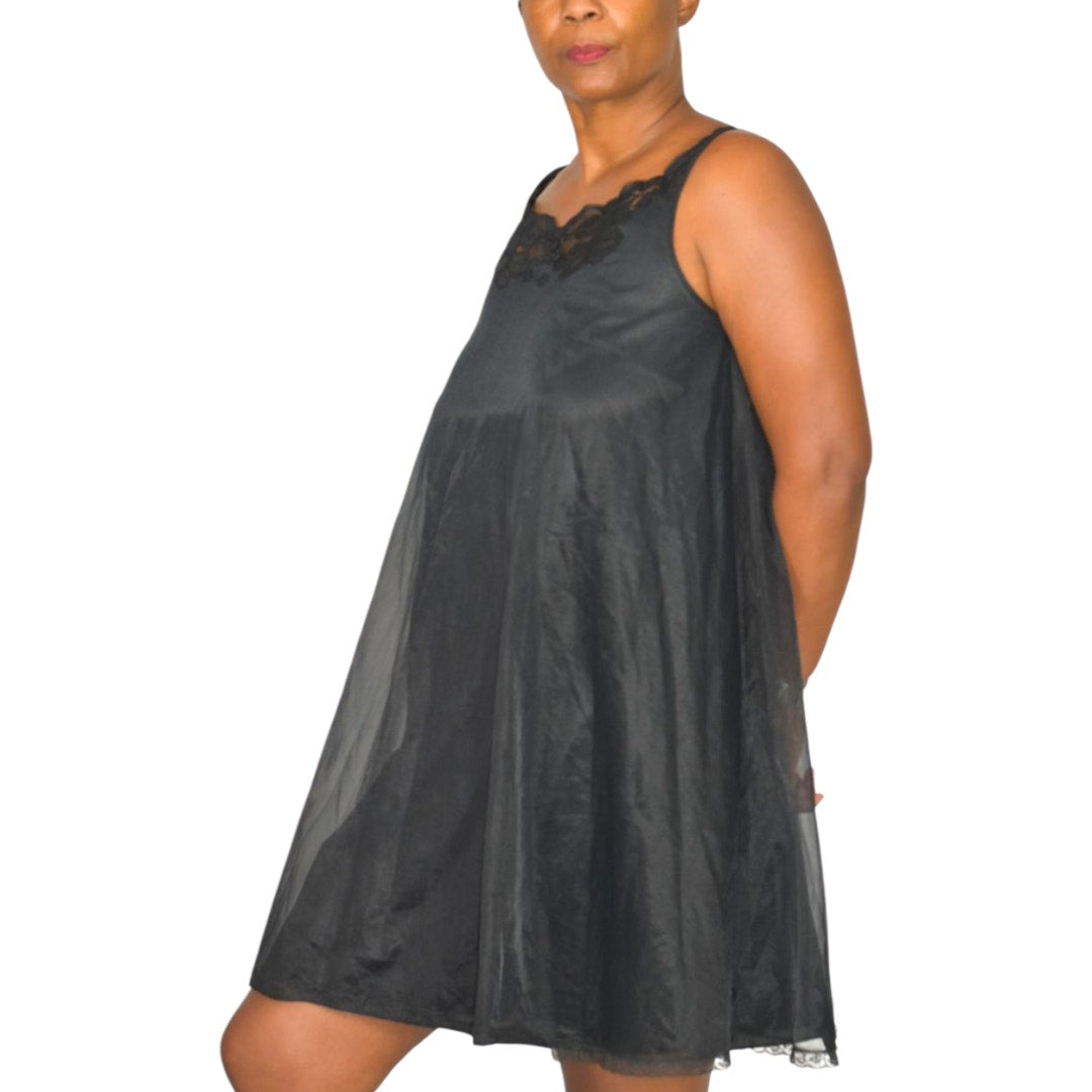 Vintage Babydoll Nightie Black Nylon Vanity Fair Gown Shortie Sheer Lace Small