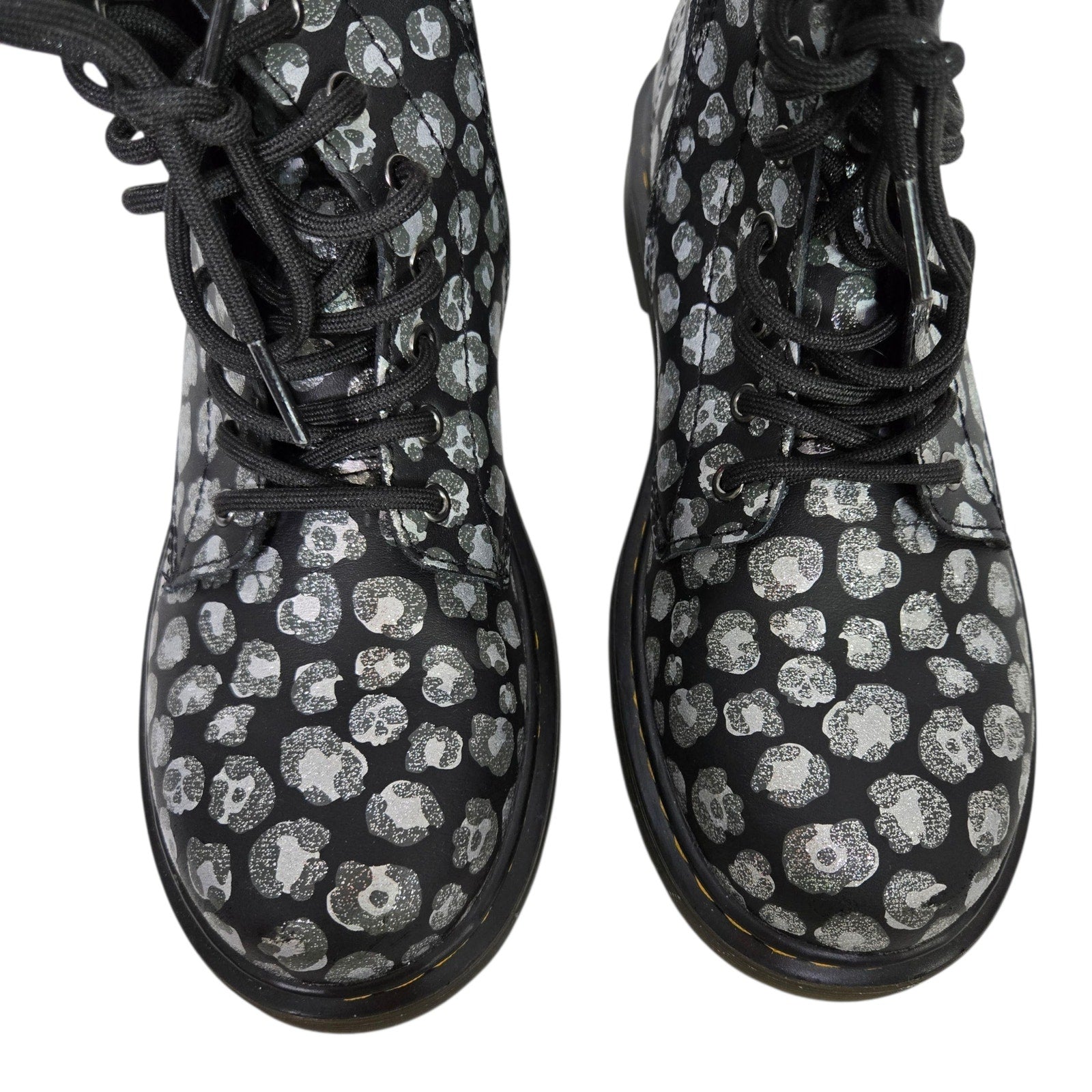 Dr Martens Junior Leopard Hydro Combat Boots Black Skulls Metallic Leather Ankle Girls 4