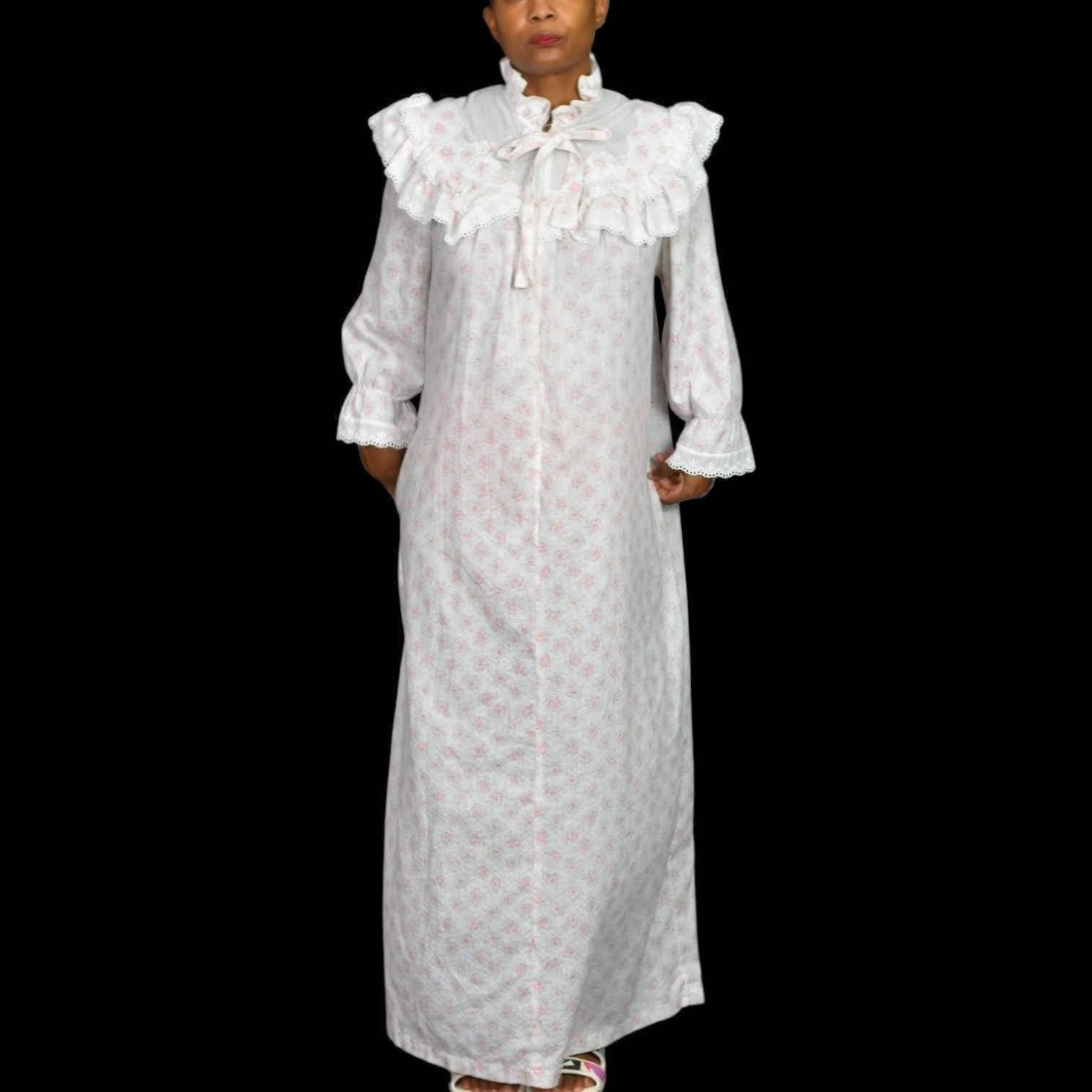Vintage Gilligan OMalley Nightgown Prairie Country White Floral Maxi Size Medium