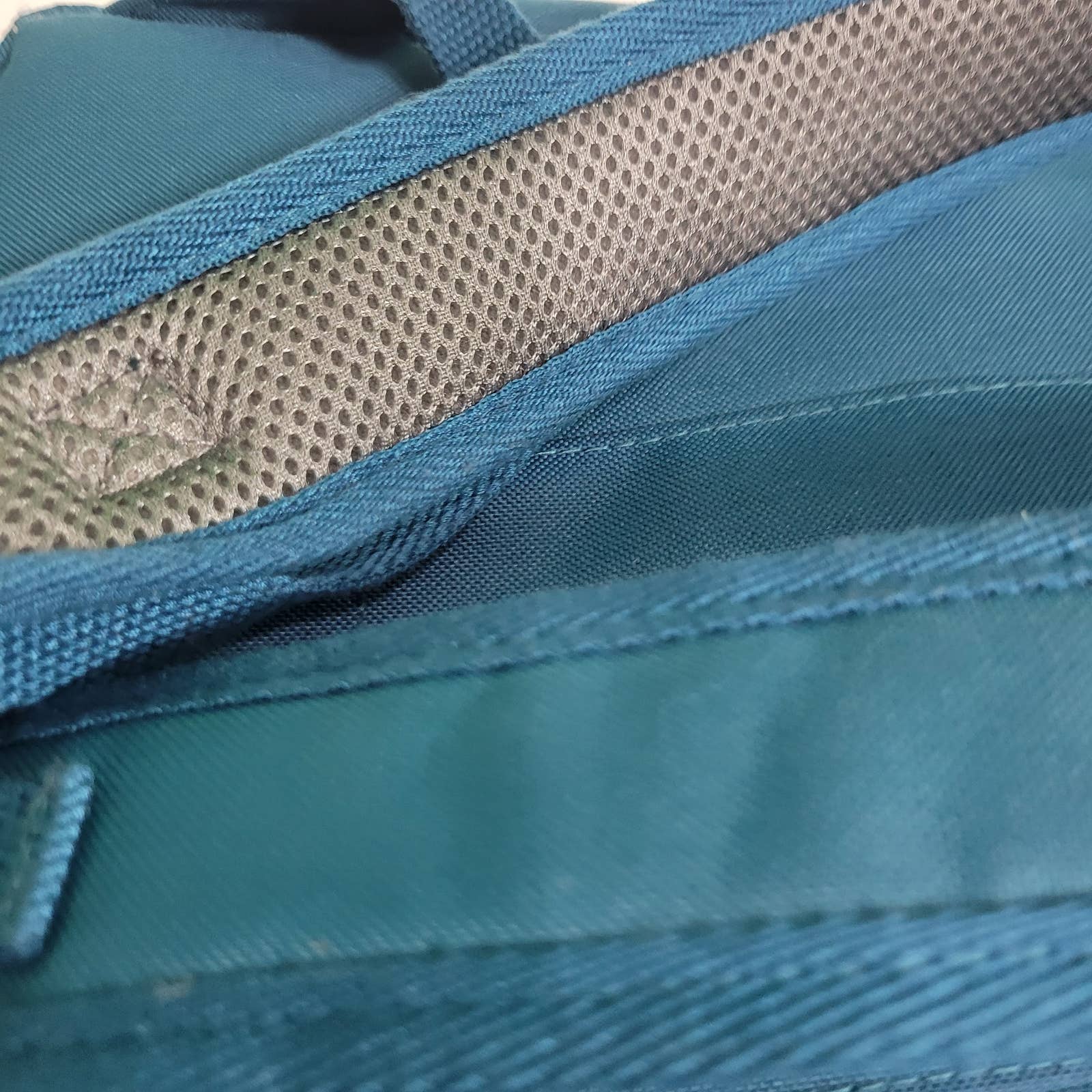 Lefrik Daily Backpack Blue Commuter Tablet Padded Laptop Bag Adjustable 15 Inch