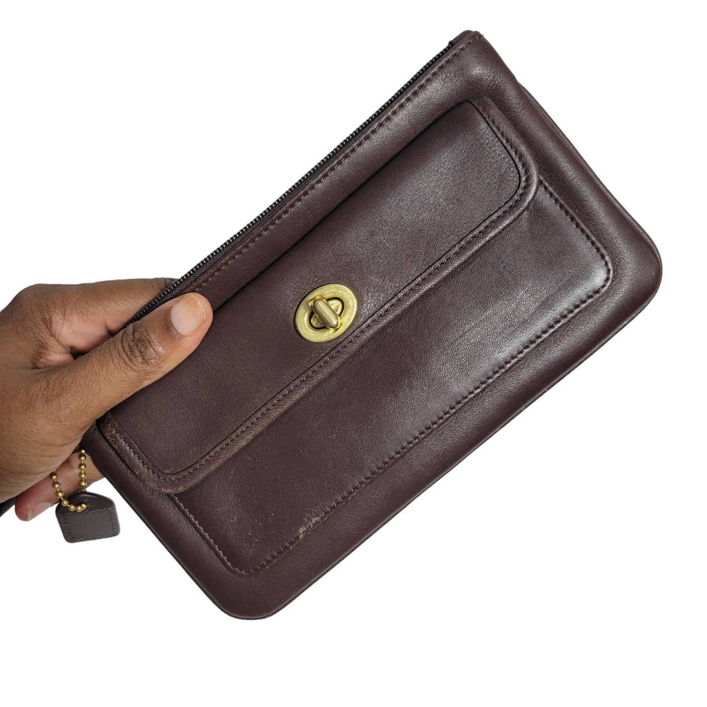 Coach Wristlet Dark Brown Leather Wallet Turnlock Pouch Wrist Strap Rectangle