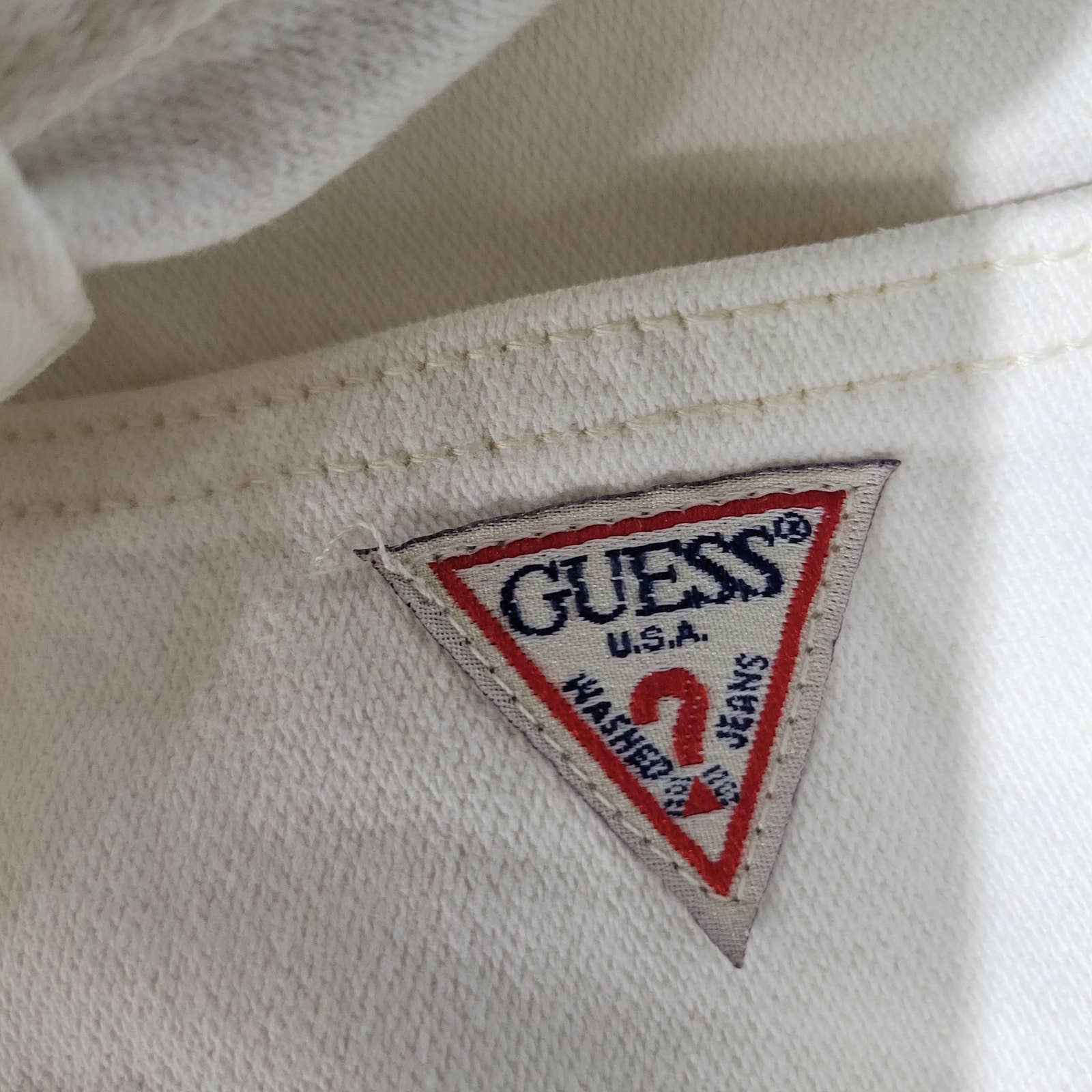 Vintage Guess Jeans Off White Tapered High Rise Triangle Logo USA Rigid Cotton Denim Classic Slim Size 25