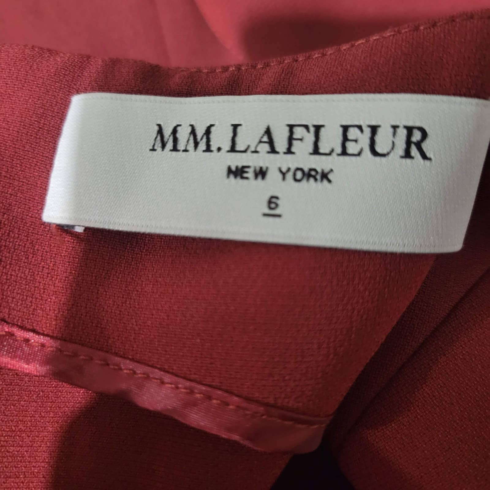 MM LaFleur Sarah Dress Red Crepe Tailored Sheath Short Sleeve Boat Neck Size 6