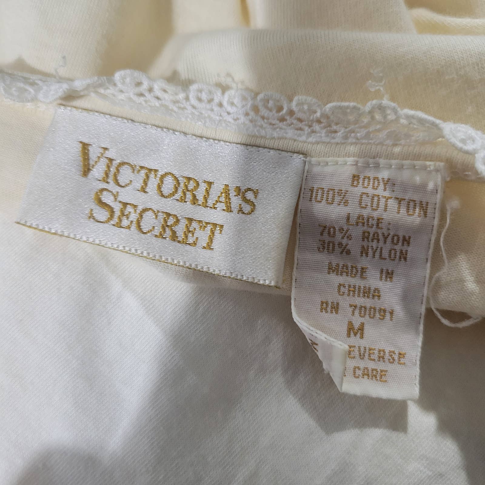 Vintage Victorias Secret Nightgown White Cream Gold Label Nightshirt Country Prairie Size Medium
