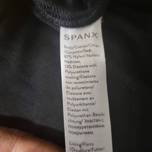 Spanx Faux Leather Leggings Black Seam Free Contoured Shaping Compression Size Small