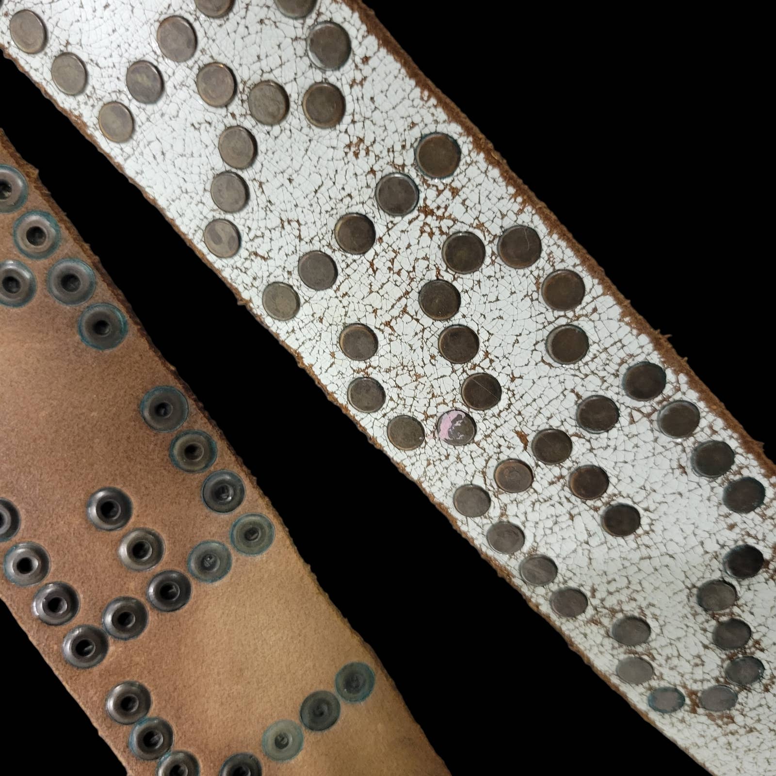 Les Temps Des Cerises White Belt Crackled Leather Studded Branded Double Prong Size Medium