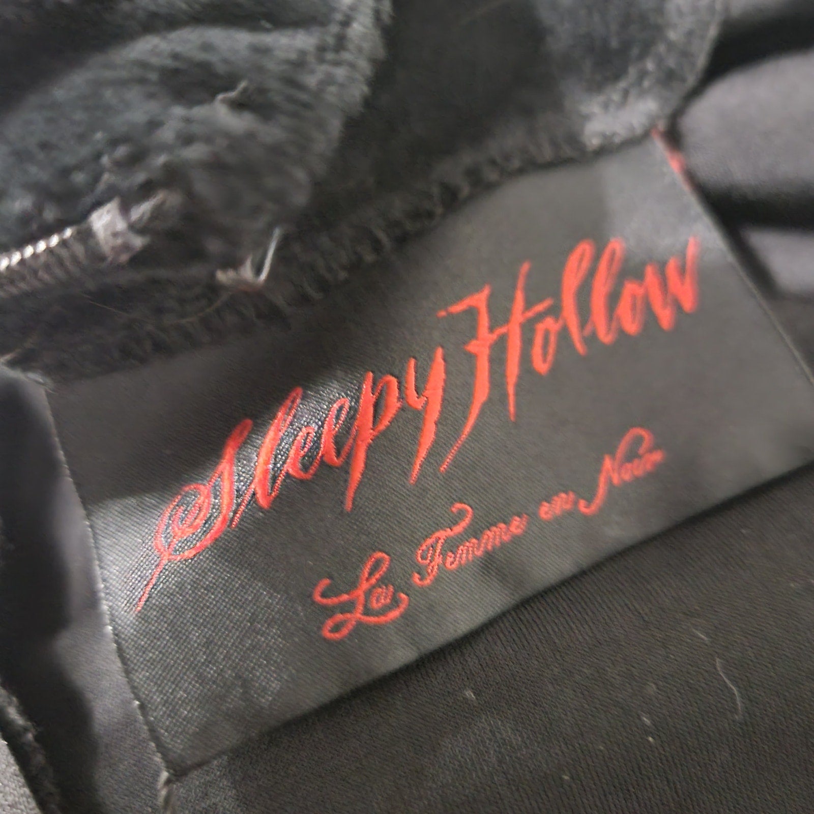 La Femme En Noir Sleepy Hollow Gothic Tales Dress Black Wiggle Velour Bodycon Puff Sleeve Size XS