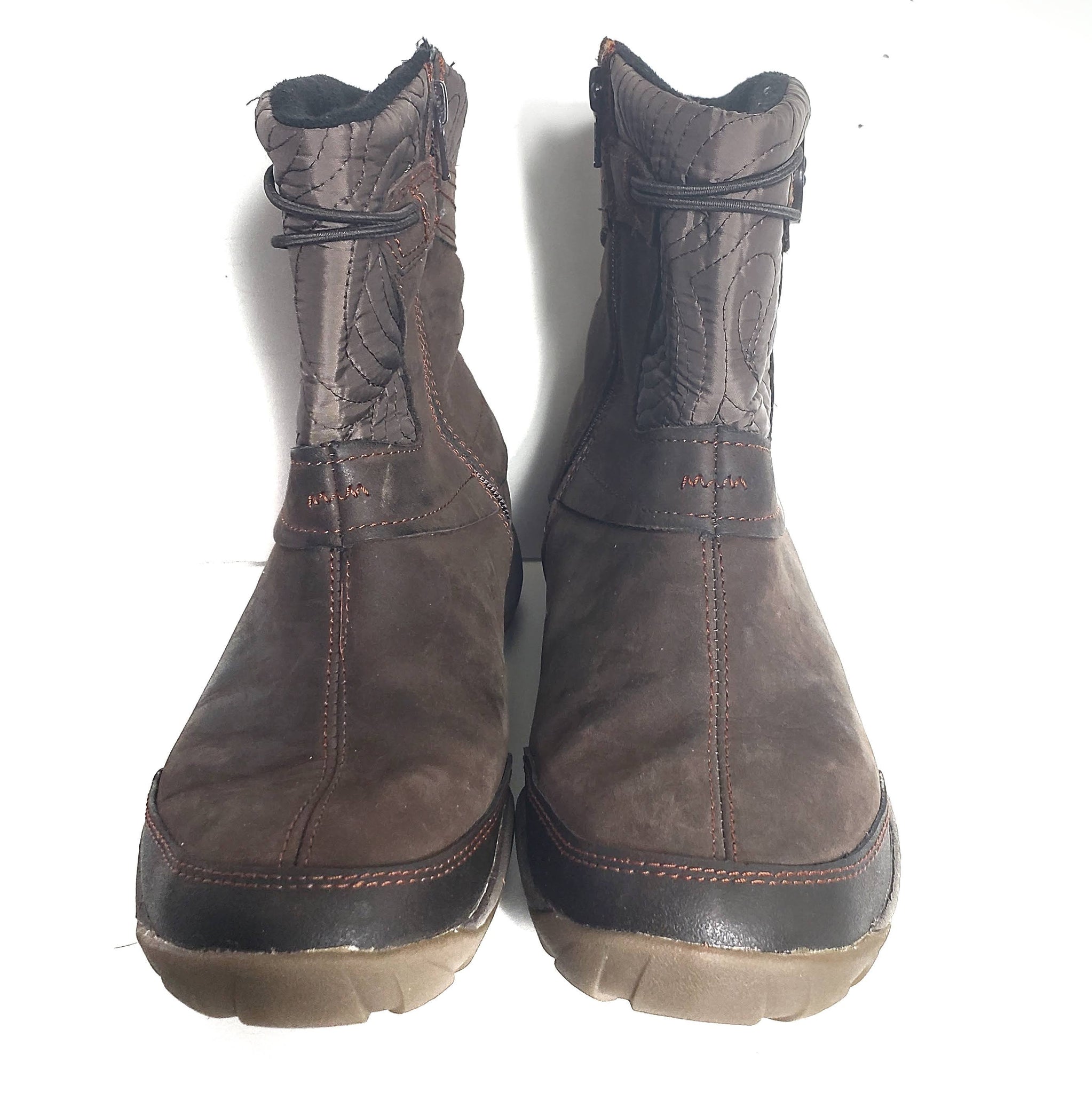 Merrell Dewbrook Winter Boots Size 8