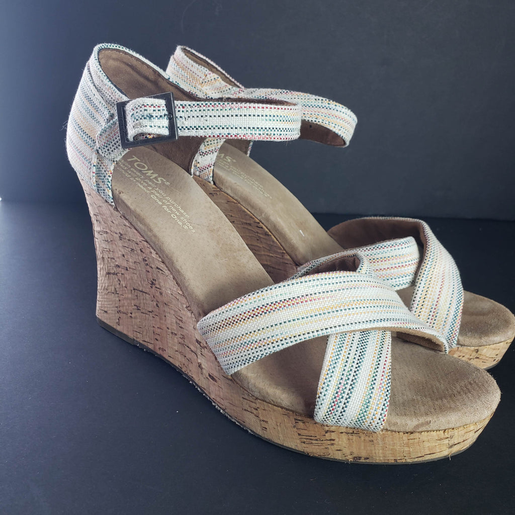 Toms Wedge Sandals Size 7.5