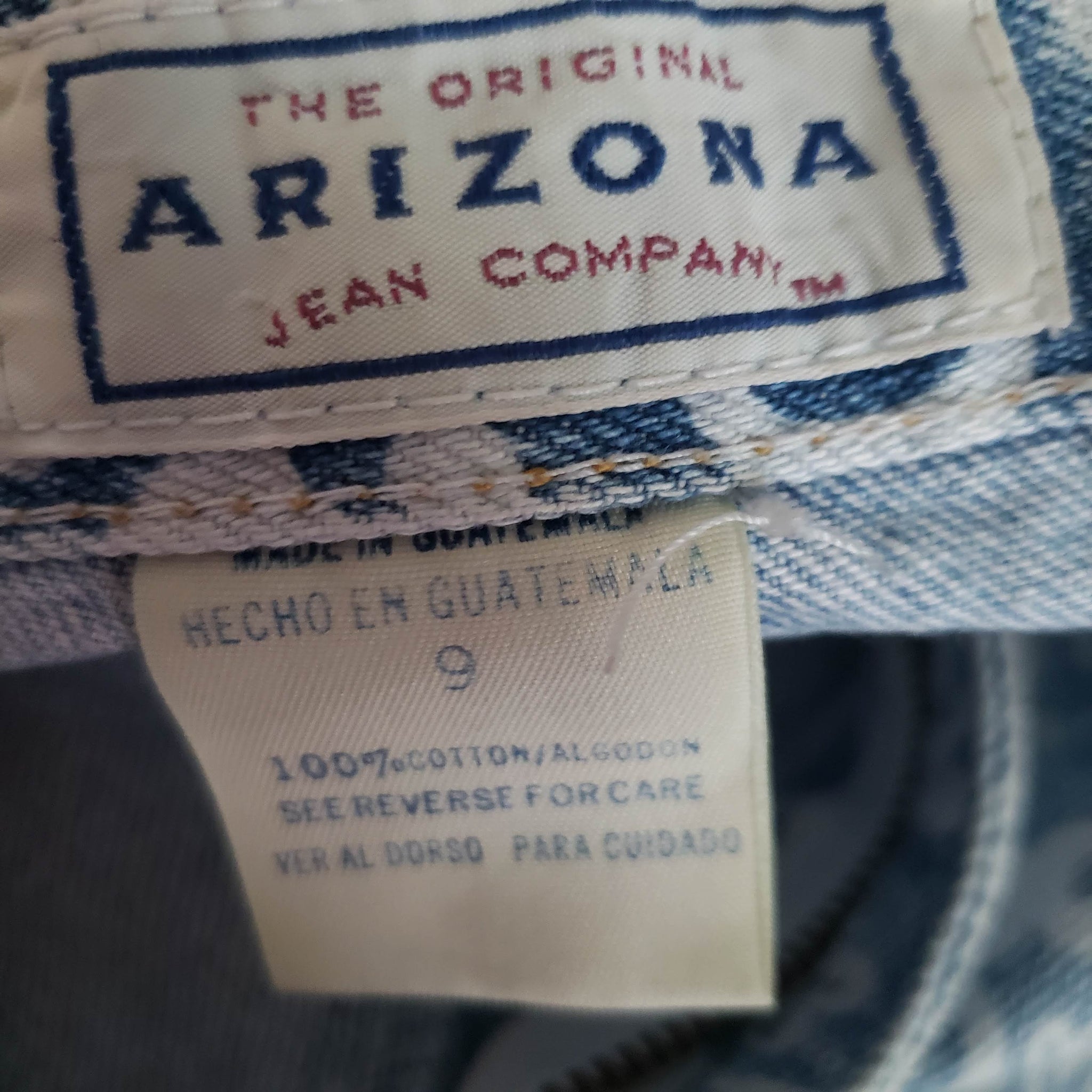 Vintage Arizona Jean Shorts Size 27
