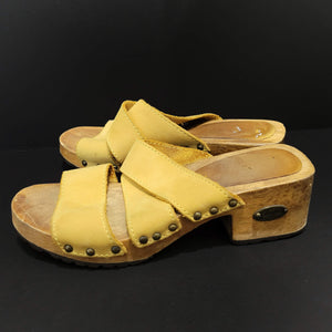 Candies Platform Sandals Clogs Size 6