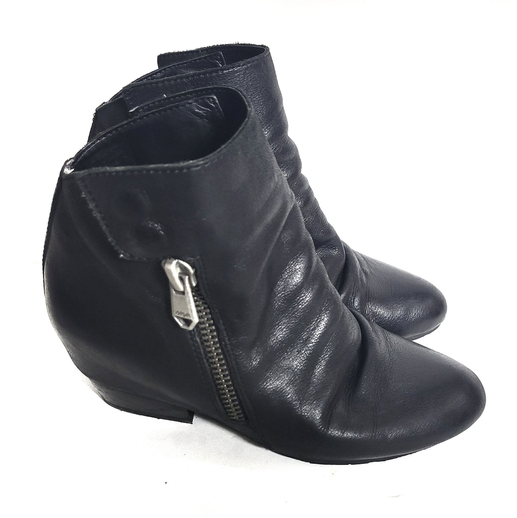 Naya Fillie Ankle Boots Size 7.5