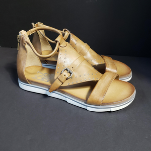 Miz Mooz Kane Sandals Size 9