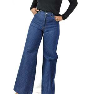 Vintage Levis Bell Bottom Jeans Size 26