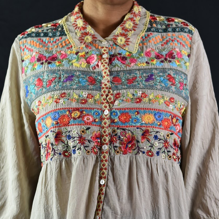Johnny Was Artisan Embroidered Tunic Top Size Large