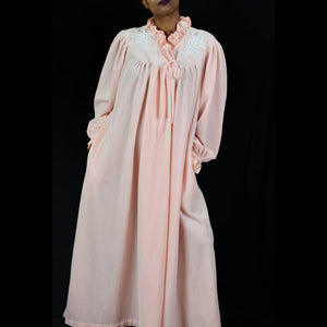 Vintage Maggie McQuage Velour Robe Size Large