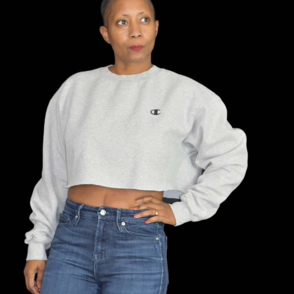 Champion Cropped Gray Sweatshirt Size Large