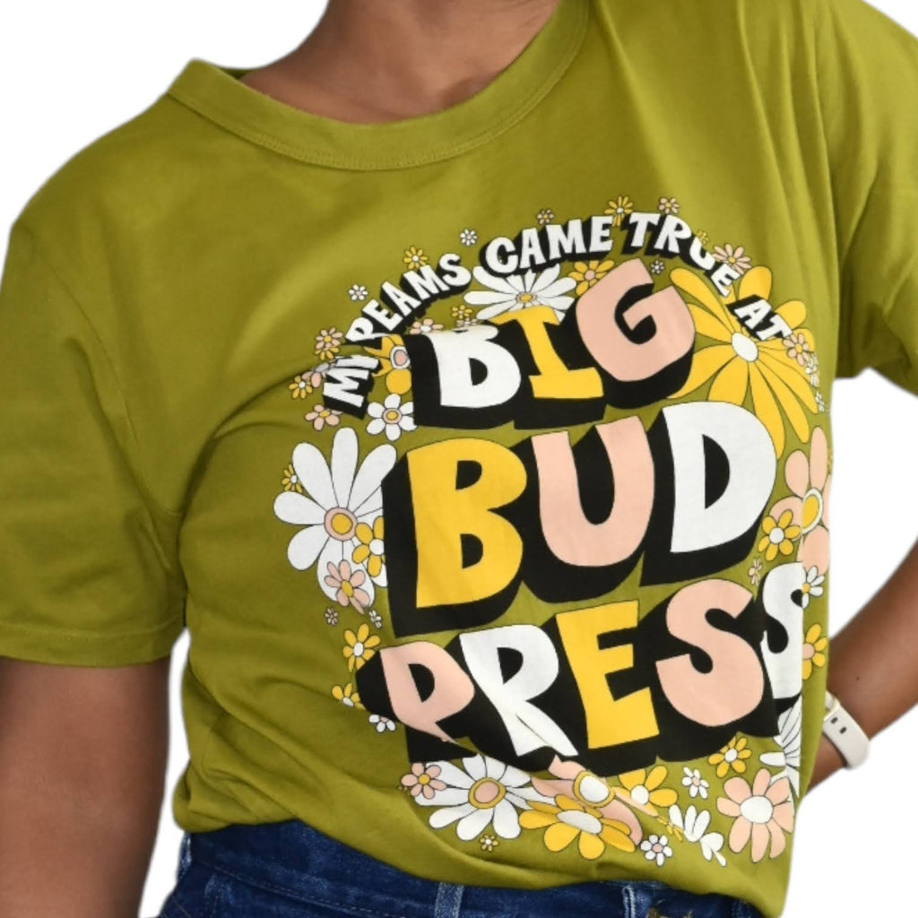 Big Bud Press Krista Perry Dreams Come True Graphic Tee Size Small