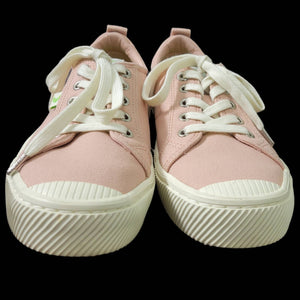 Cariuma Canvas Sneakers OCA Low Top Rose Pink Cap Toe Unisex 8.5 Women 7 Men