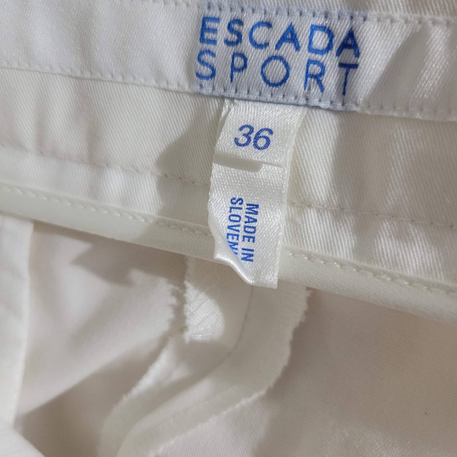Escada Sport White Short Knee Length Walking Bermuda Cotton Tailored Size 38 4 6