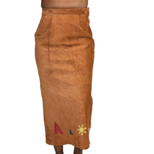 Eagles Eye Suede Skirt Embroidered Vintage Straight Column Midi Tribal Leather Brown Camel Size 2 XS